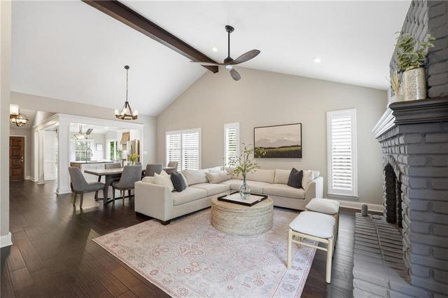 12856 Cambridge Terrace, Leawood, KS 66209