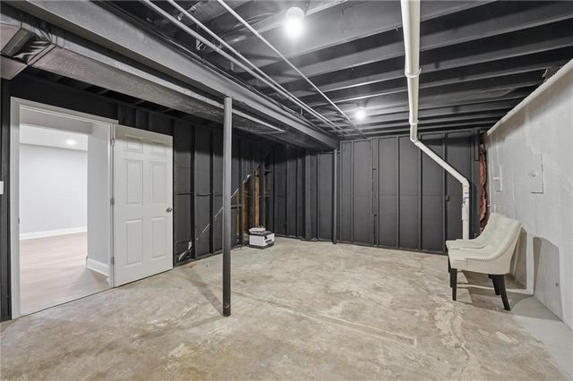 12856 Cambridge Terrace, Leawood, KS 66209