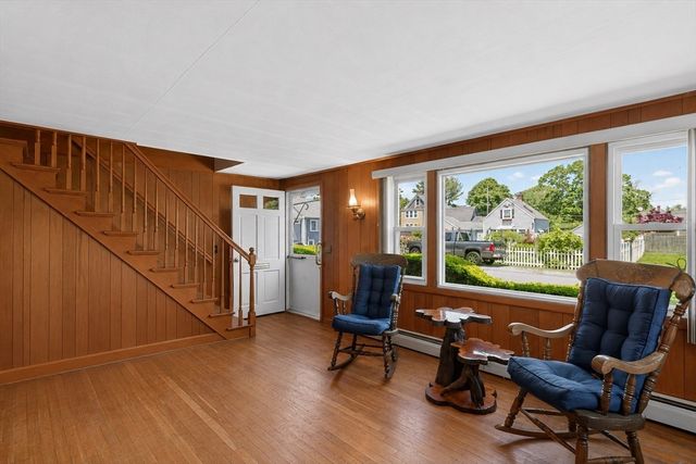 22 Myrtle Ave, Acushnet, MA 02743
