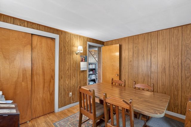 22 Myrtle Ave, Acushnet, MA 02743