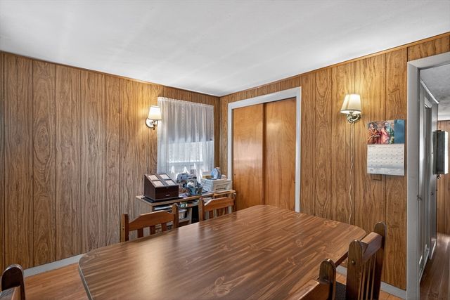 22 Myrtle Ave, Acushnet, MA 02743
