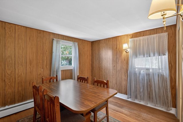 22 Myrtle Ave, Acushnet, MA 02743