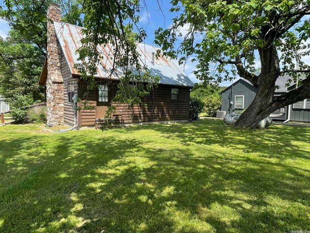 647 Ash Flat Drive, Ash Flat, AR 72513