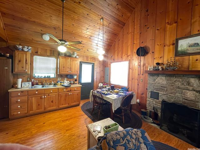 647 Ash Flat Drive, Ash Flat, AR 72513
