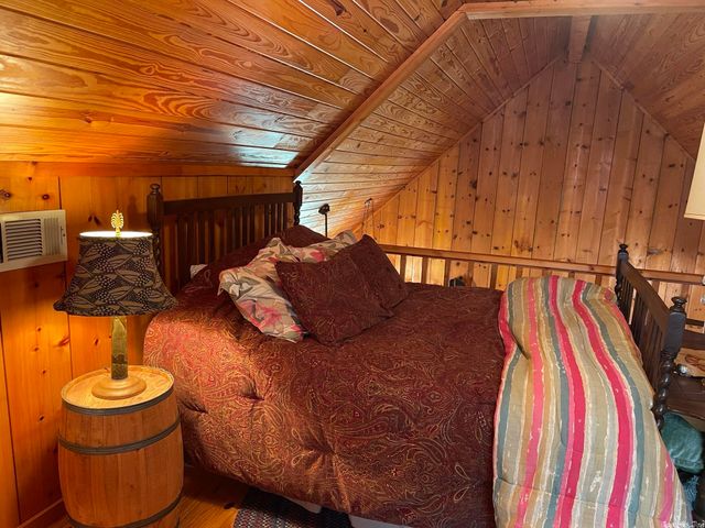 647 Ash Flat Drive, Ash Flat, AR 72513