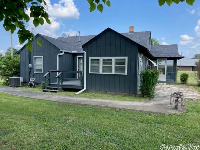 647 Ash Flat Drive, Ash Flat, AR 72513