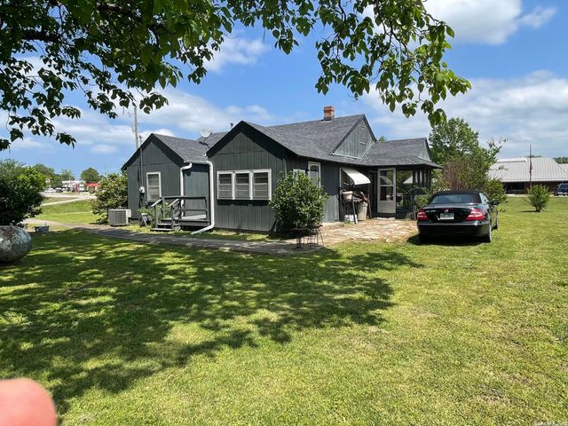 647 Ash Flat Drive, Ash Flat, AR 72513