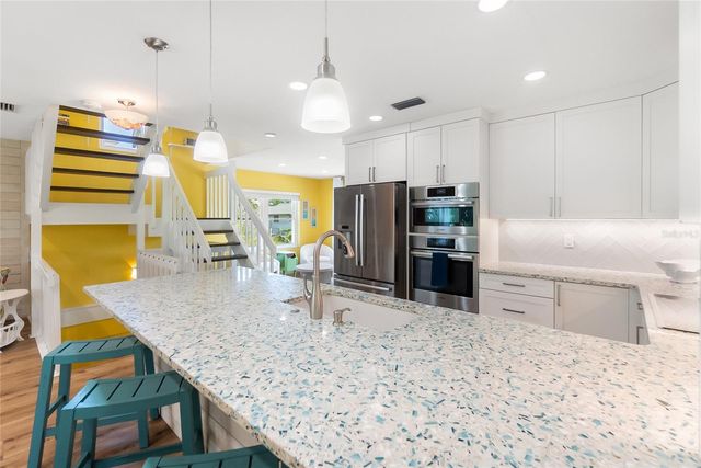 117 51ST STREET, Holmes Beach, FL 34217