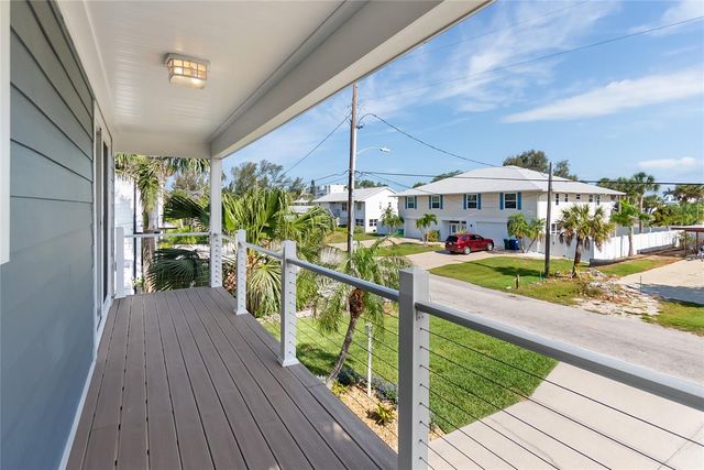 117 51ST STREET, Holmes Beach, FL 34217