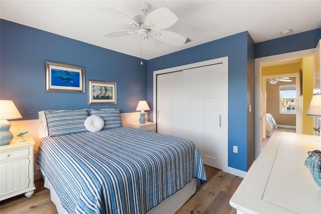 117 51ST STREET, Holmes Beach, FL 34217