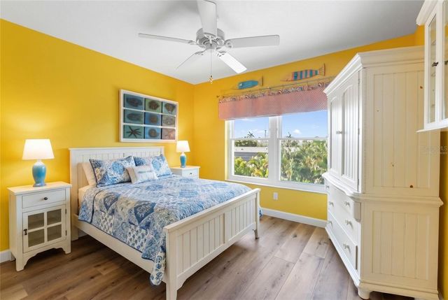 117 51ST STREET, Holmes Beach, FL 34217