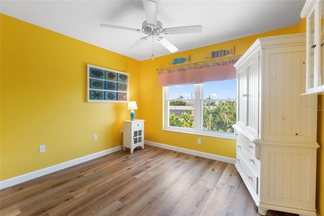 117 51ST STREET, Holmes Beach, FL 34217