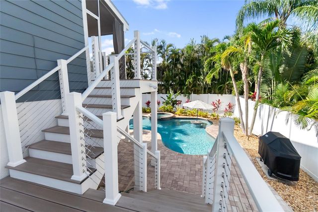 117 51ST STREET, Holmes Beach, FL 34217