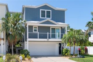 117 51ST STREET, Holmes Beach, FL 34217