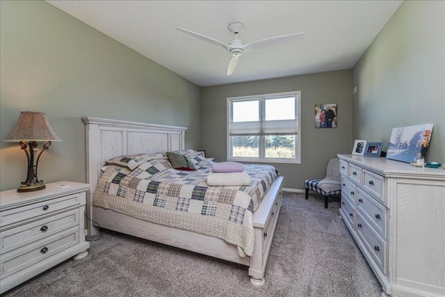 303 Fiddler Court SE, New Prague, MN 56071