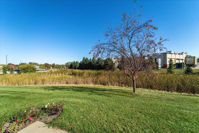 303 Fiddler Court SE, New Prague, MN 56071