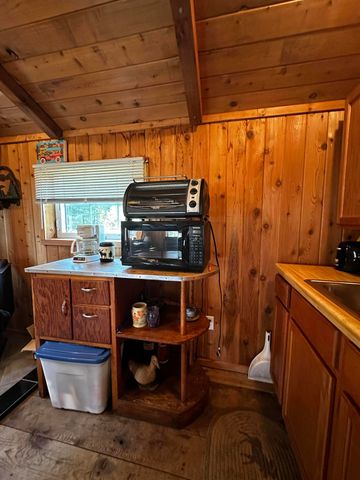 3743 N Peacock Trail, Peacock Twp, MI 49644