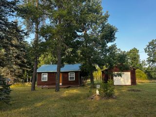 3743 N Peacock Trail, Peacock Twp, MI 49644