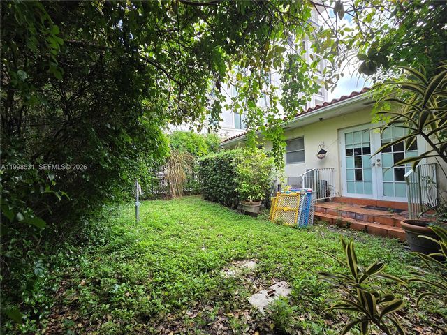 345 Malaga Ave, Coral Gables, FL 33134