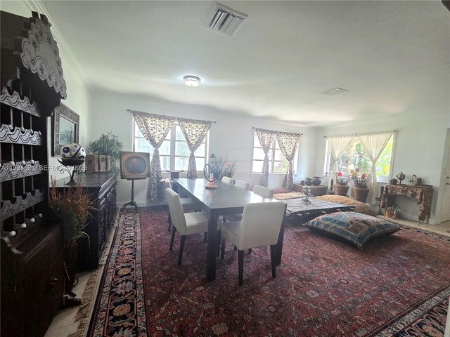 345 Malaga Ave, Coral Gables, FL 33134