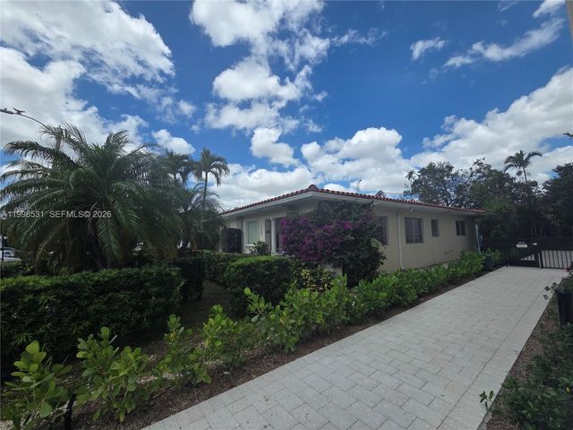 345 Malaga Ave, Coral Gables, FL 33134