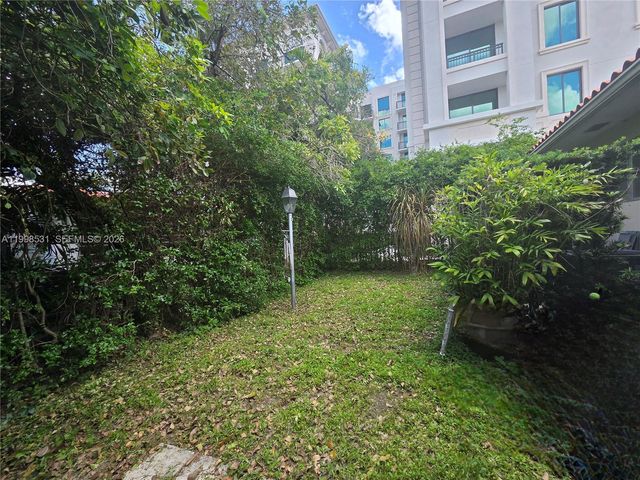 345 Malaga Ave, Coral Gables, FL 33134