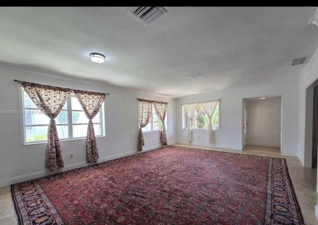 345 Malaga Ave, Coral Gables, FL 33134