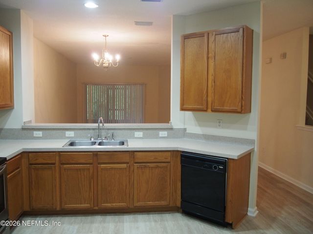 12301 KERNAN FOREST Boulevard 1304, Jacksonville, FL 32225