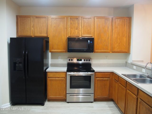 12301 KERNAN FOREST Boulevard 1304, Jacksonville, FL 32225