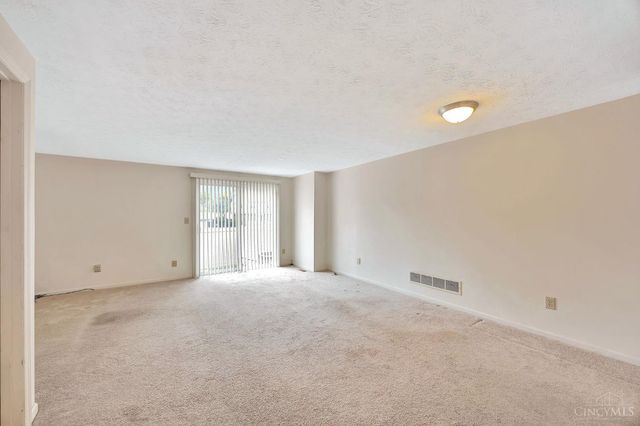 392 Wellington Court, Mason, OH 45040