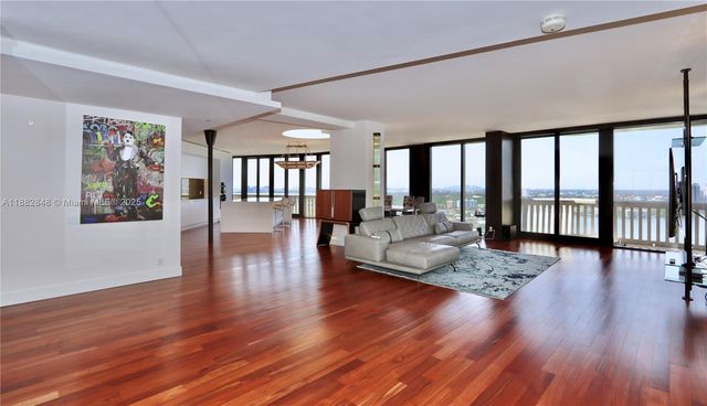 1000 Island Blvd PH2, Aventura, FL 33160