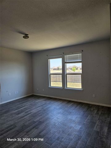 9308 Red Brush Trail, Fort Worth, TX 76131