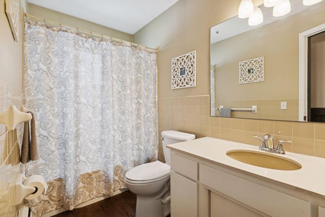 434 Yosemite Avenue N, Golden Valley, MN 55422