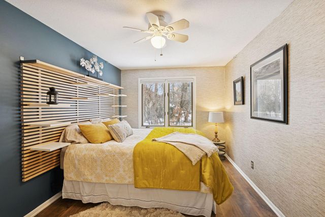 434 Yosemite Avenue N, Golden Valley, MN 55422