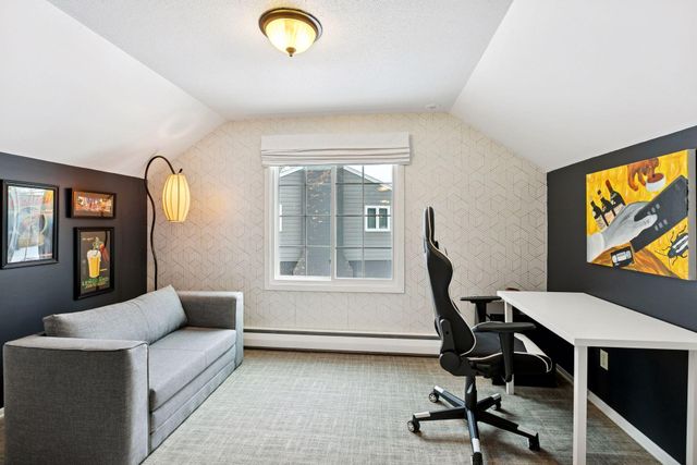 434 Yosemite Avenue N, Golden Valley, MN 55422