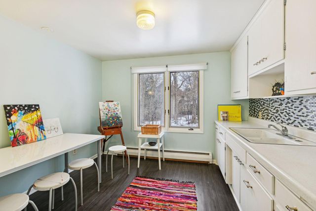 434 Yosemite Avenue N, Golden Valley, MN 55422