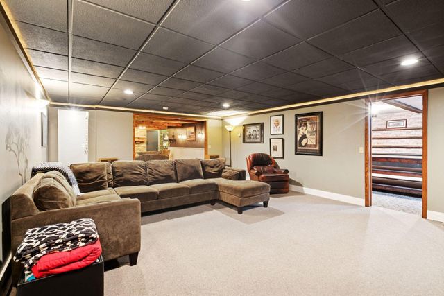 434 Yosemite Avenue N, Golden Valley, MN 55422