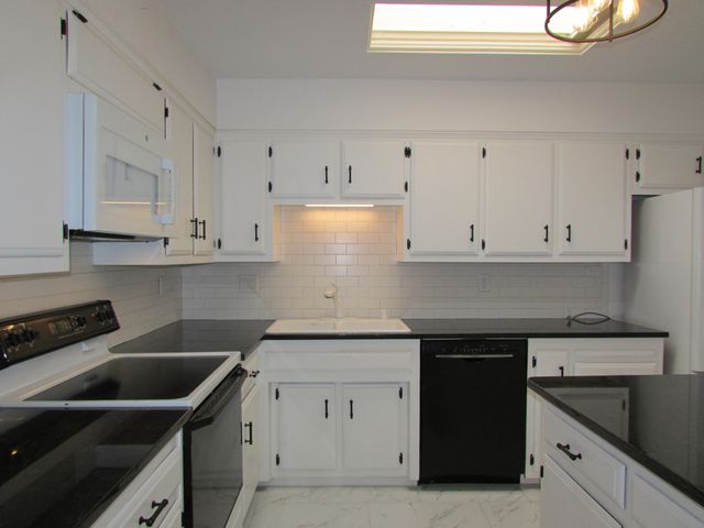 3105 Dallas Street NE, Albuquerque, NM 87110