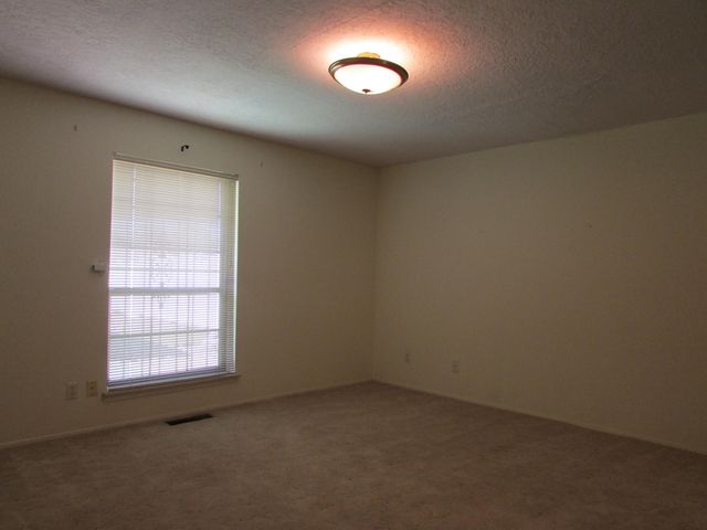 3105 Dallas Street NE, Albuquerque, NM 87110