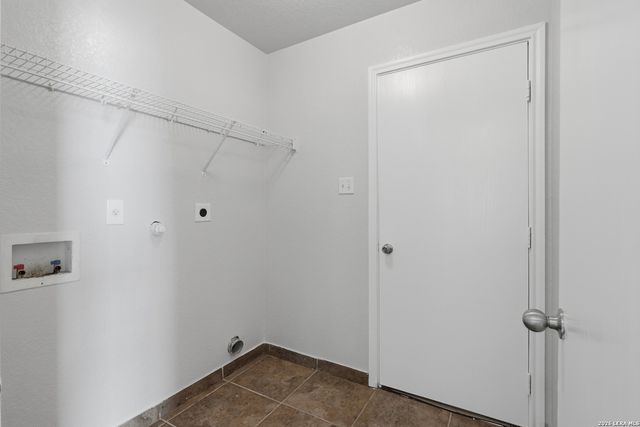 4415 WRANGLER RUN, San Antonio, TX 78223