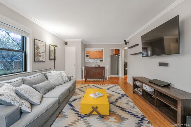 220-02 73rd Ave 007A2, Oakland Gardens, NY 11364