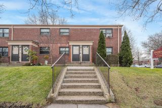 220-02 73rd Ave 007A2, Oakland Gardens, NY 11364