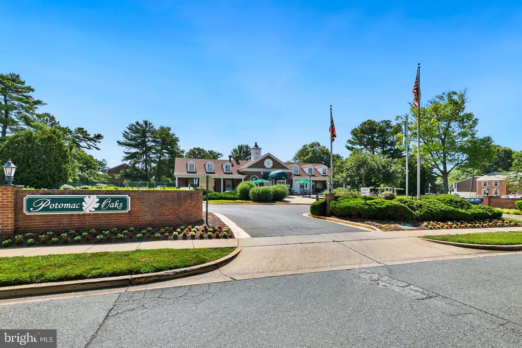 826 QUINCE ORCHARD BLVD #101, Gaithersburg, MD 20878