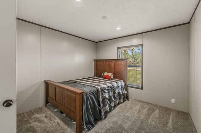 263 Robinson Creek Road, Huntsville, TX 77340