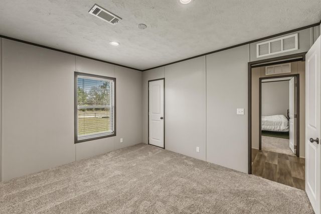 263 Robinson Creek Road, Huntsville, TX 77340