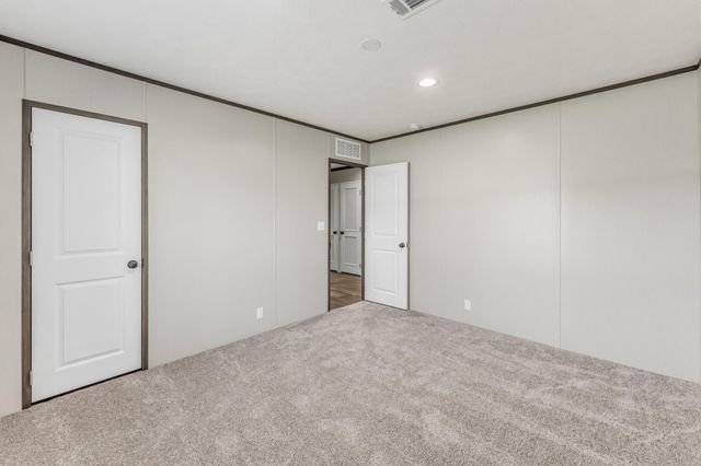 263 Robinson Creek Road, Huntsville, TX 77340