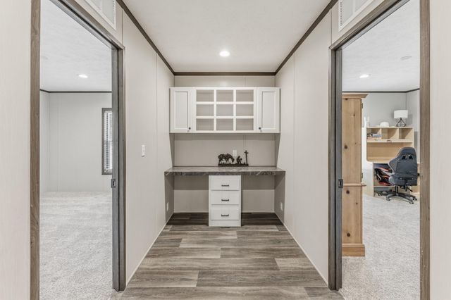 263 Robinson Creek Road, Huntsville, TX 77340