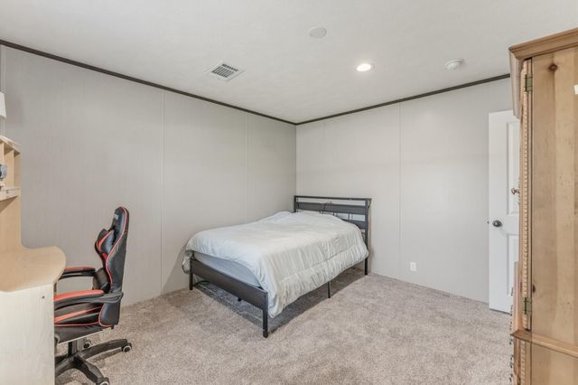 263 Robinson Creek Road, Huntsville, TX 77340