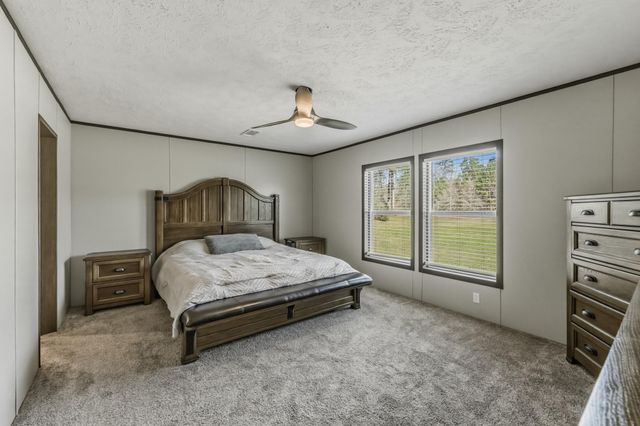 263 Robinson Creek Road, Huntsville, TX 77340