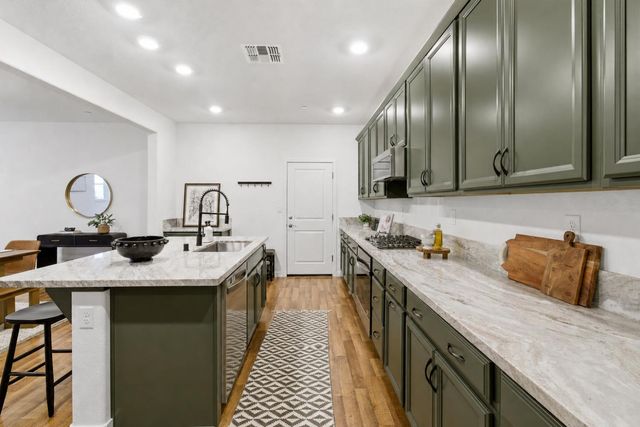 2848 High Tide Ave Ave, Sacramento, CA 95833